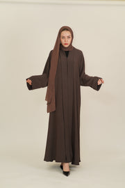 Sahara Silk Abaya – Stilvolle Zurückhaltung in Chocolate Brown
